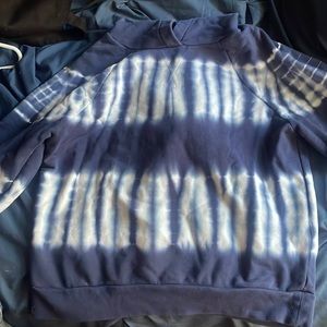 Tie dye it’s a Small used -like new